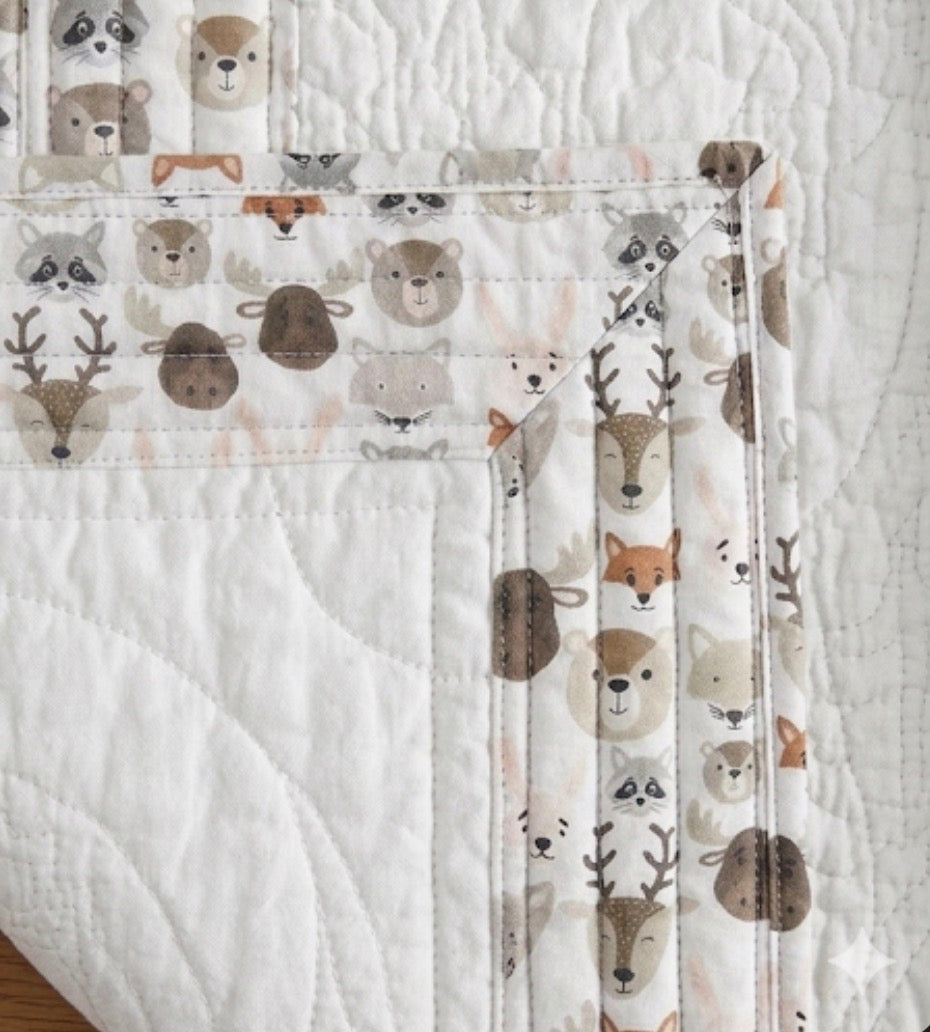 NEW Wood forest Animals Heirloom Quilt