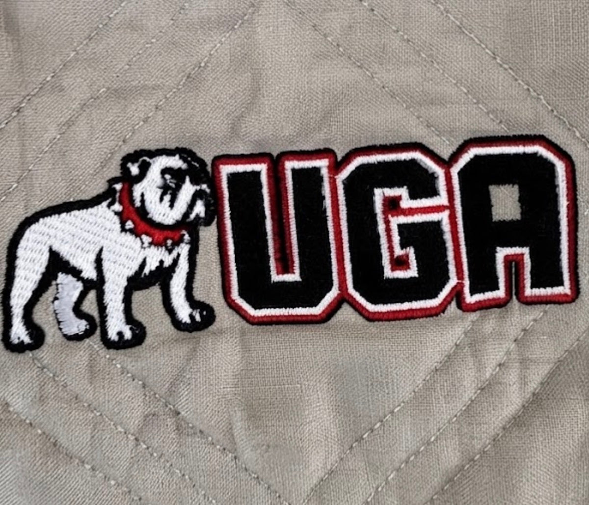 Custom embroidered Georgia Bulldogs DAWGS quilt